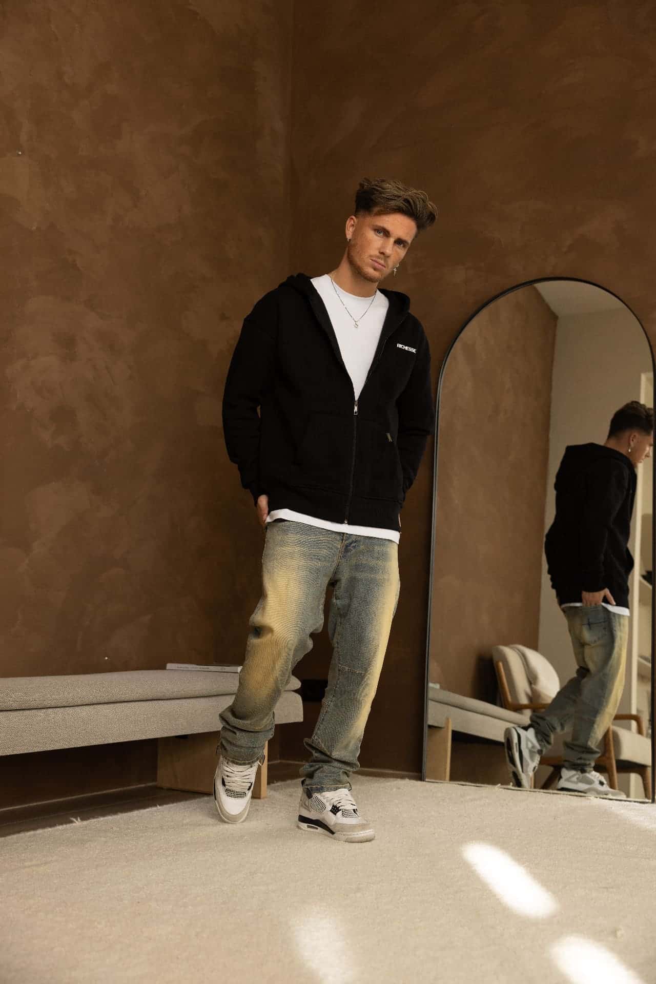 Richesse Clothing in de studio, collectiebeeld 1