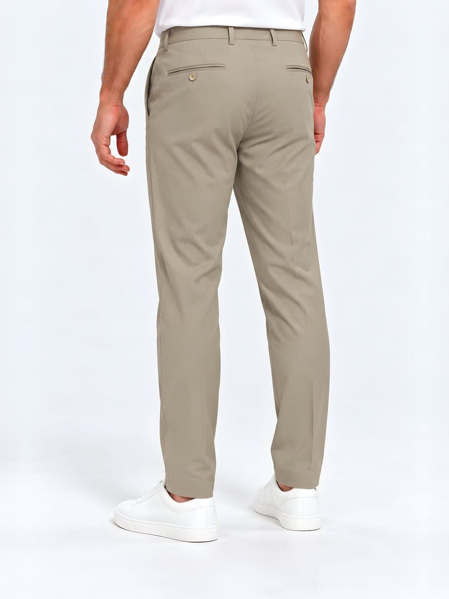 Beige gladde pantalon met rechte pijp, achteraanzicht