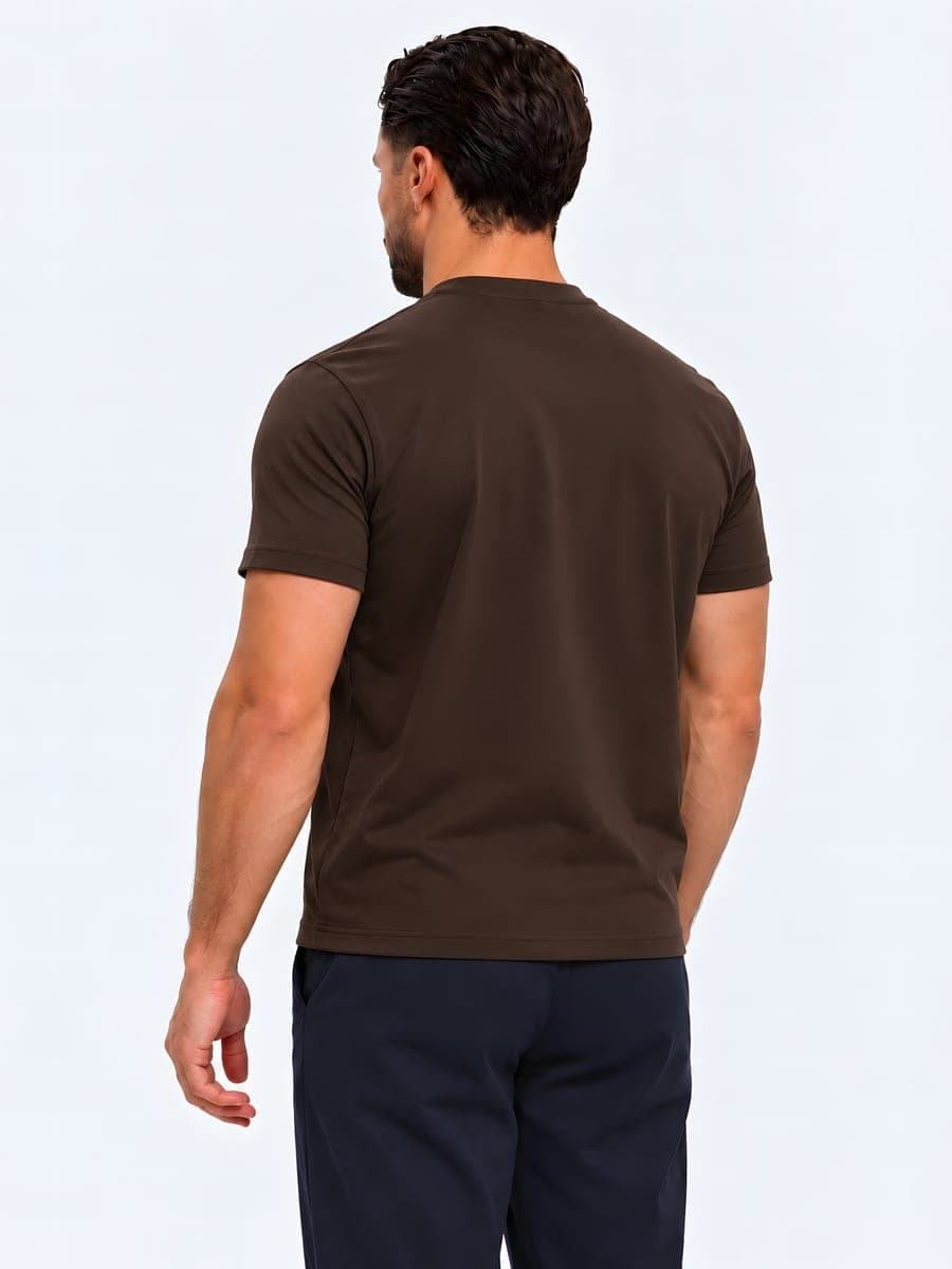Donkerbruin glanzend T-shirt van polyester, achteraanzicht