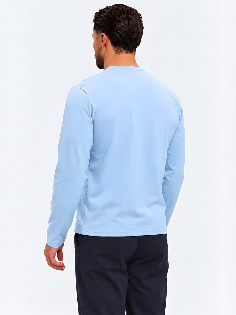 Lichtblauwe longsleeve met subtiele glans, achteraanzicht