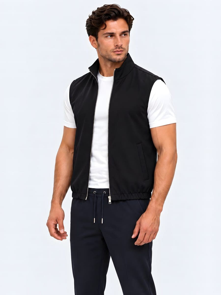 Zwarte omkeerbare bodywarmer, schuin van voren