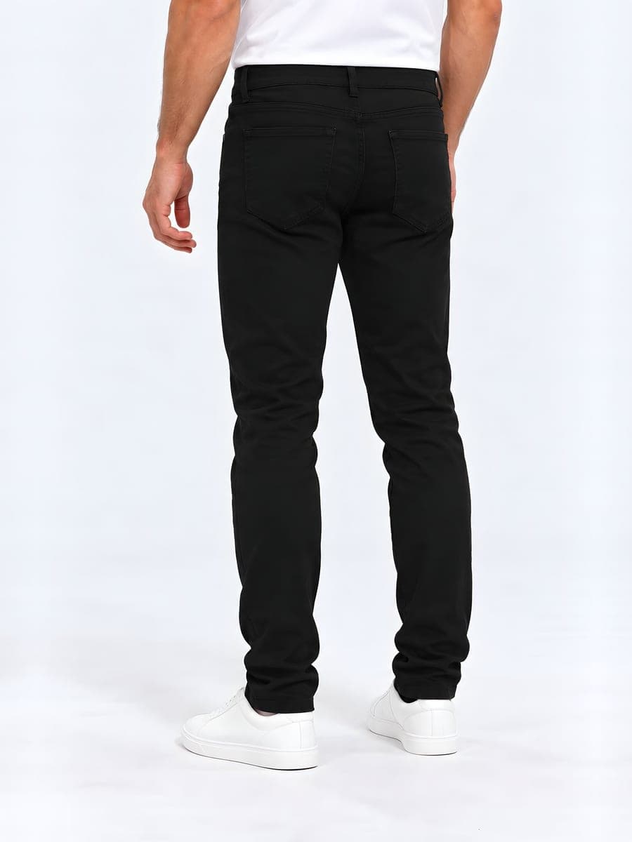 Zwarte slim fit jeans, achteraanzicht