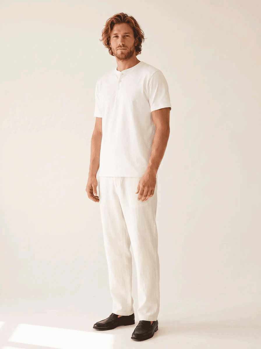 Witte tee: blanco t-shirt (art. 42) uit de White Label Stock Collection