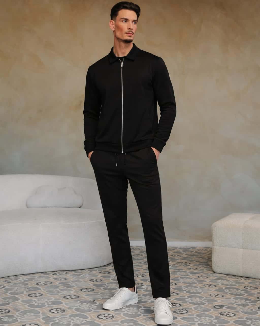 Premium black tracksuit with a zip jacket